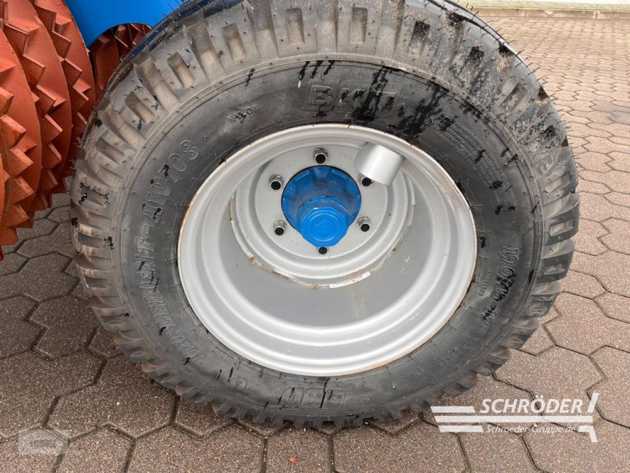 Sonstige Bodenbearbeitungsgeräte des Typs Tigges CAMBRIDGEWALZE CERAFLEX |VORFÜHRMASCHINE, Gebrauchtmaschine in Leizen (Bild 9)